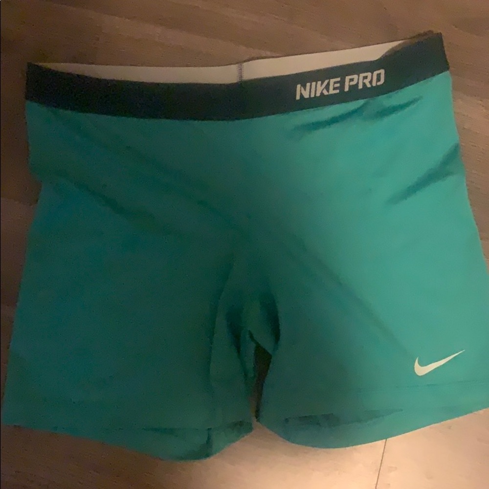 Women’s Nike Pro shorts